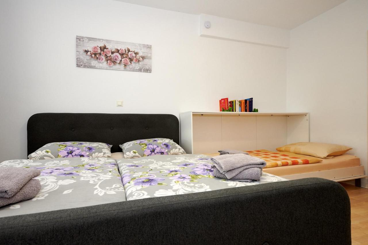 Hueblers-Schlafquartier Hotel Furstenwalde Bagian luar foto